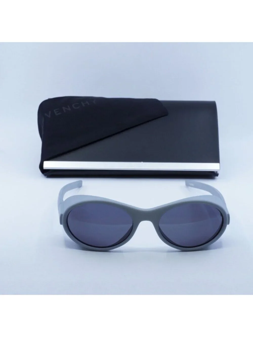 Exclusive Sale!! Givenchy GV40065I 20A Oval Sunglasses - Grey